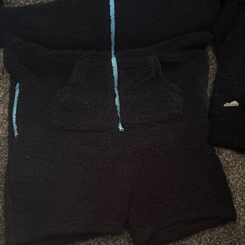 Chubbies Black and Blue Lounge Wear - Picture 3 of 4